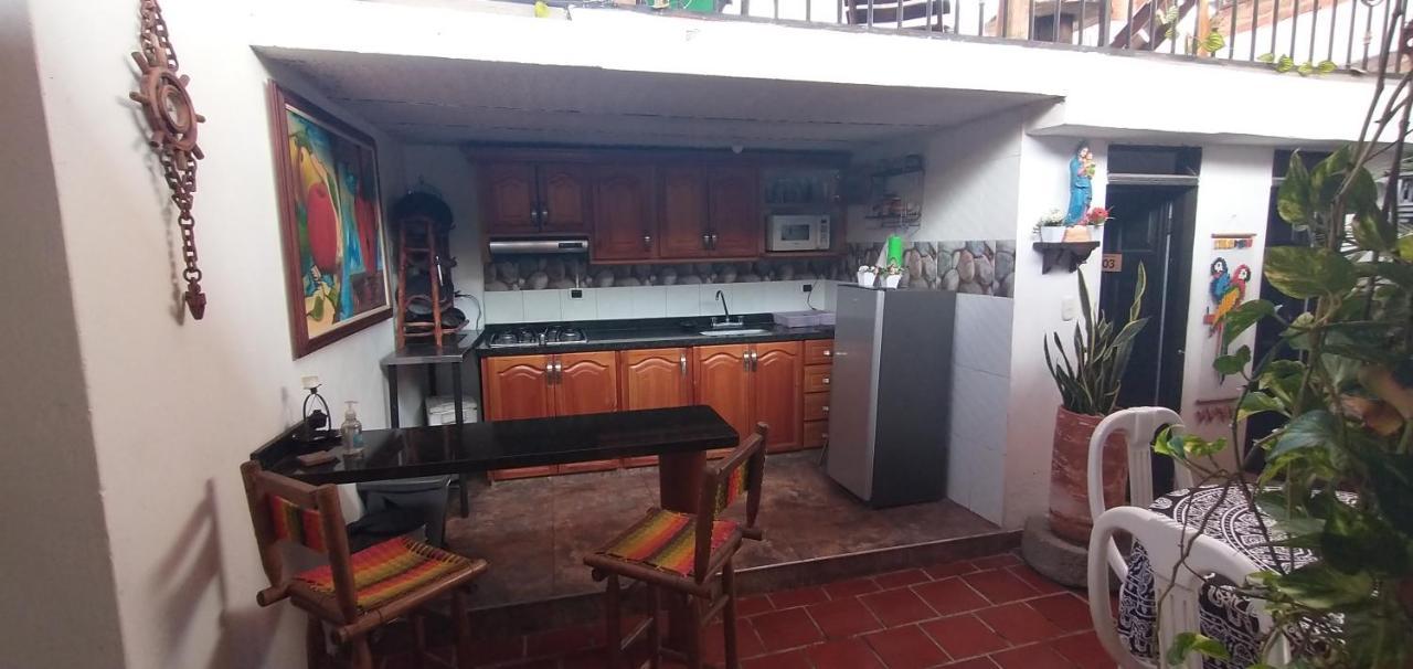 Santander Aleman Hostel Сан Хил Екстериор снимка