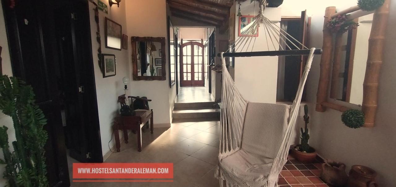 Santander Aleman Hostel Сан Хил Екстериор снимка