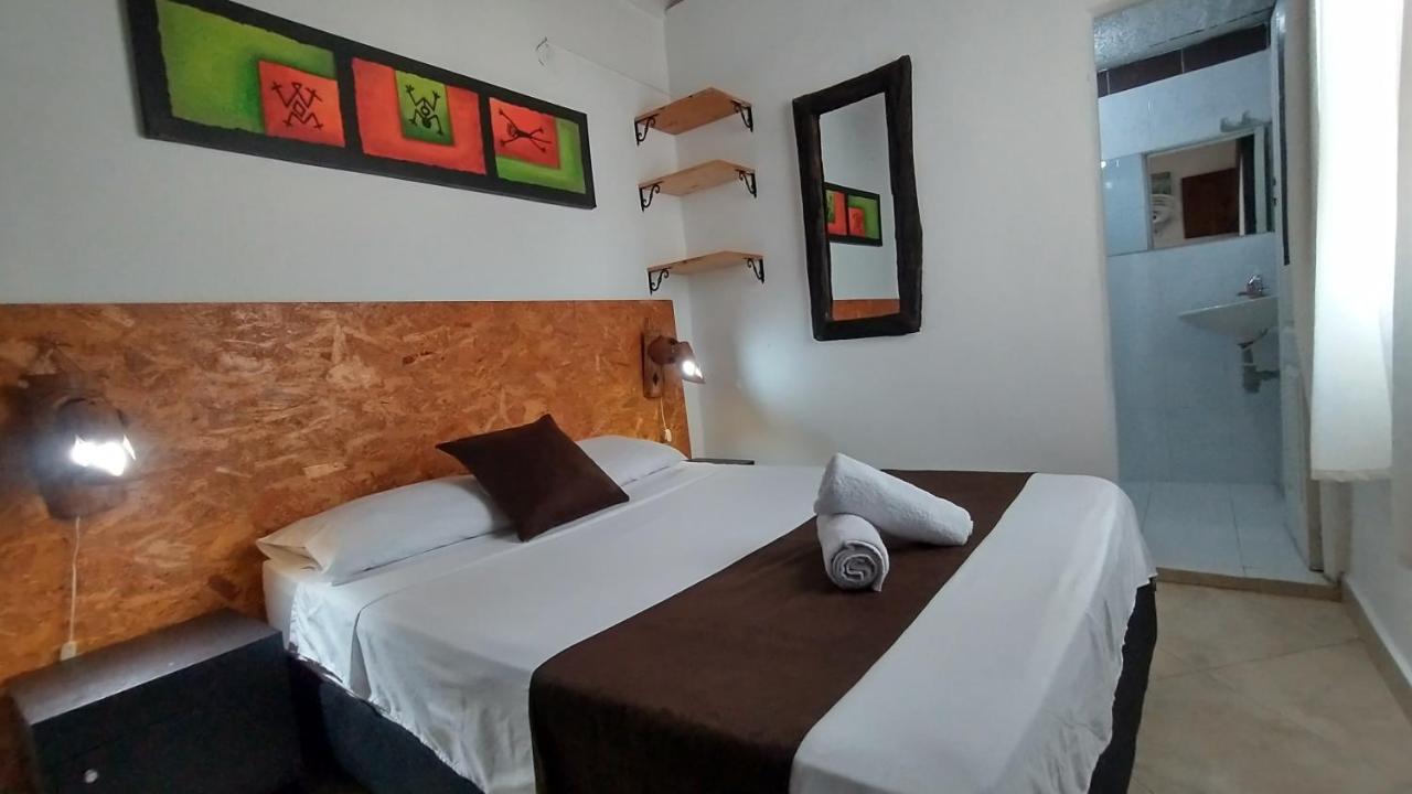 Santander Aleman Hostel Сан Хил Екстериор снимка