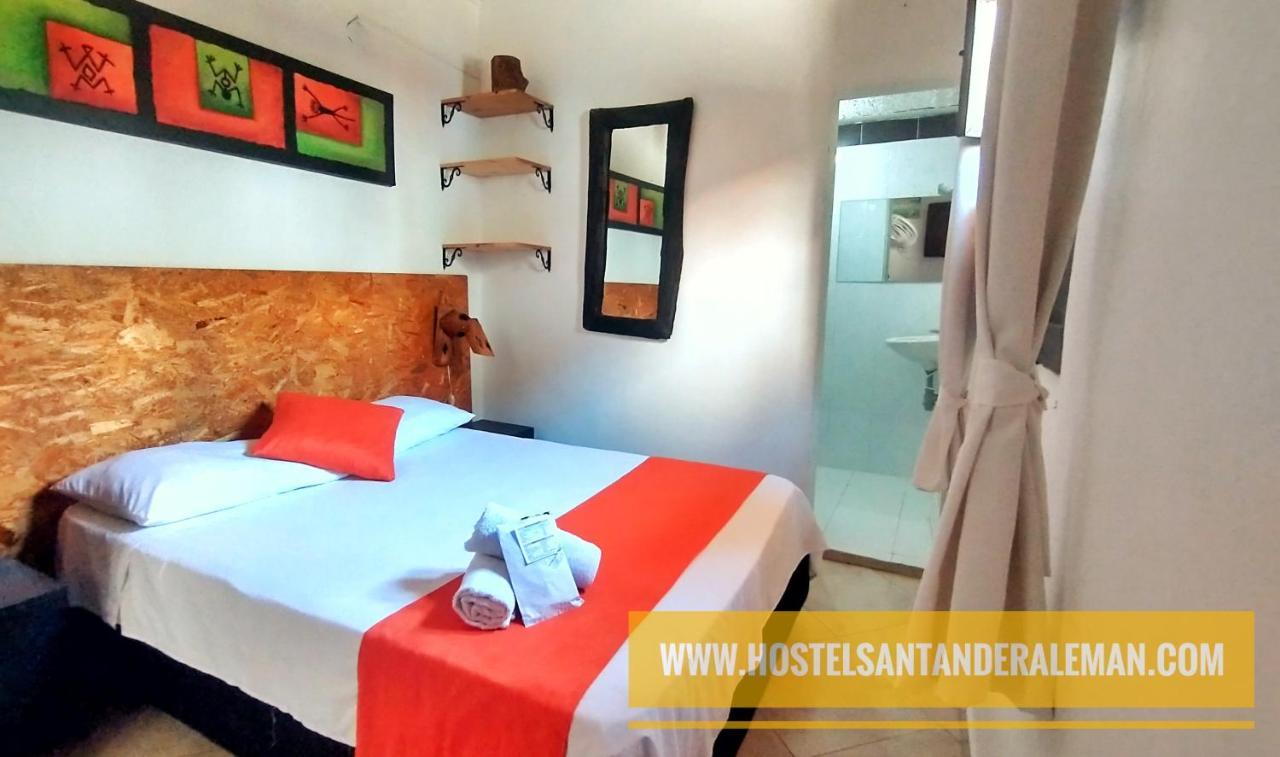 Santander Aleman Hostel Сан Хил Екстериор снимка