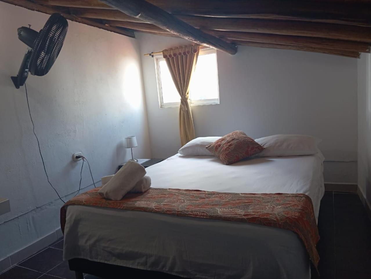 Santander Aleman Hostel Сан Хил Екстериор снимка