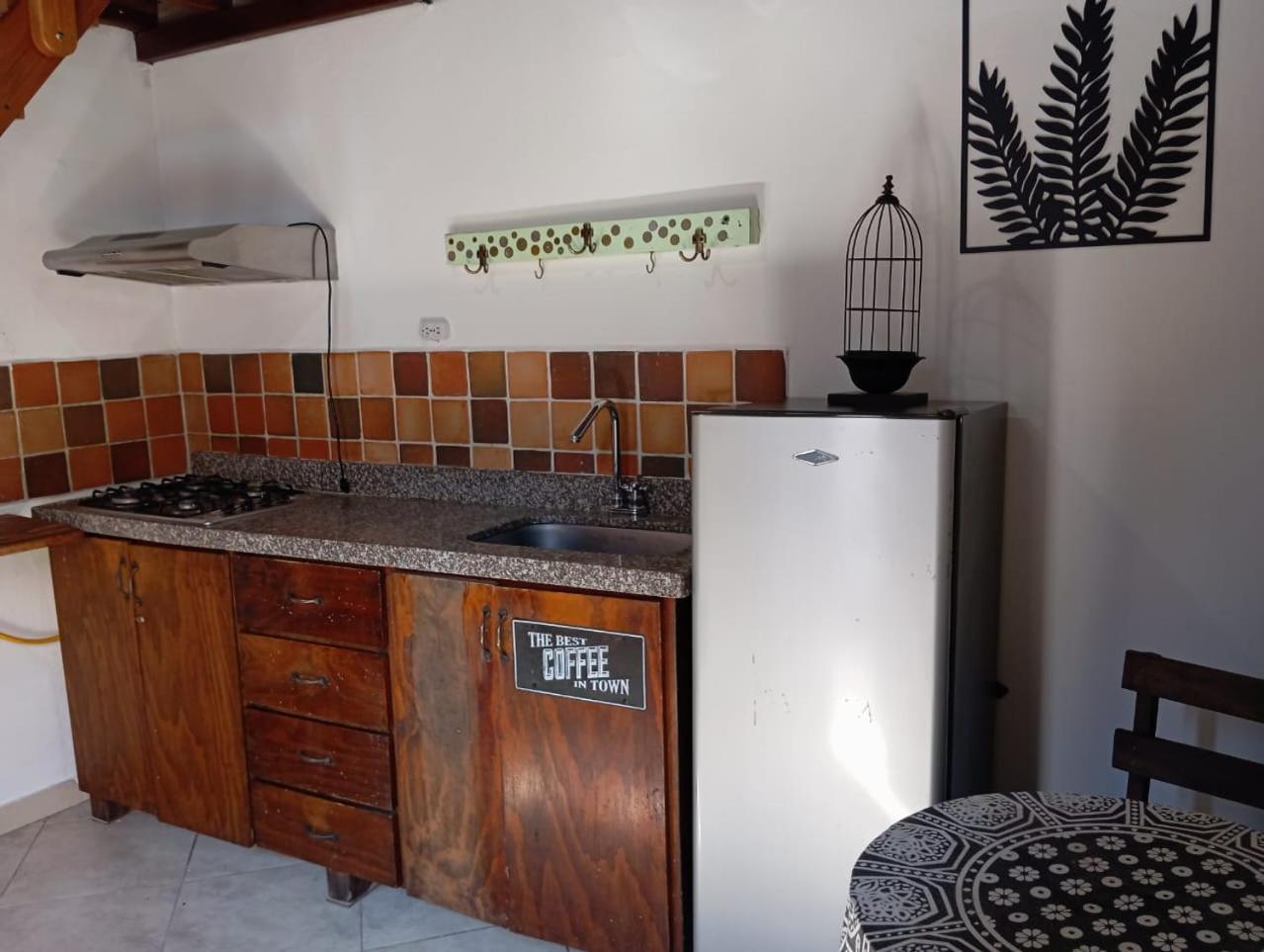 Santander Aleman Hostel Сан Хил Екстериор снимка
