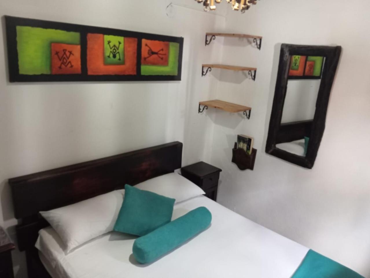 Santander Aleman Hostel Сан Хил Екстериор снимка