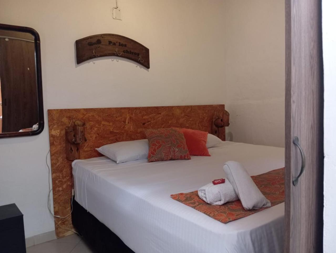 Santander Aleman Hostel Сан Хил Екстериор снимка